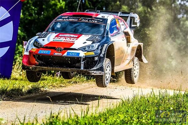 WRC-倍耐力Scorpion系列软胎，携手罗万佩拉赢得爱沙尼亚拉力赛胜利.jpg