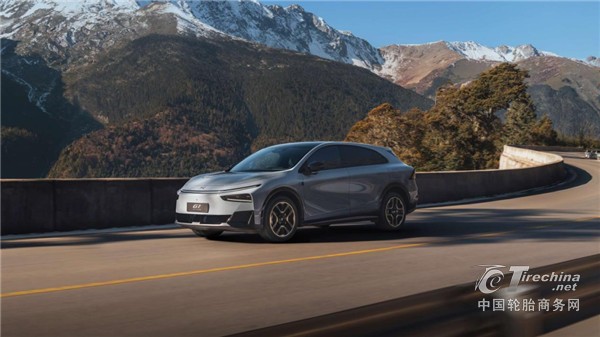 玛吉斯VS6配套小鹏G7超级增程：家庭出行的轮胎价值重构