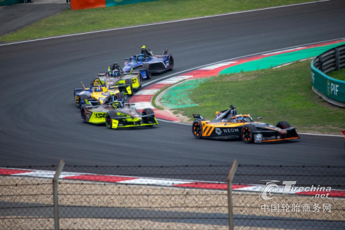 1770695569680458.png 3.png