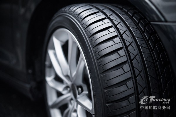 为什么新轮胎刚换时噪音反而更大？很多人误会了轮胎问题