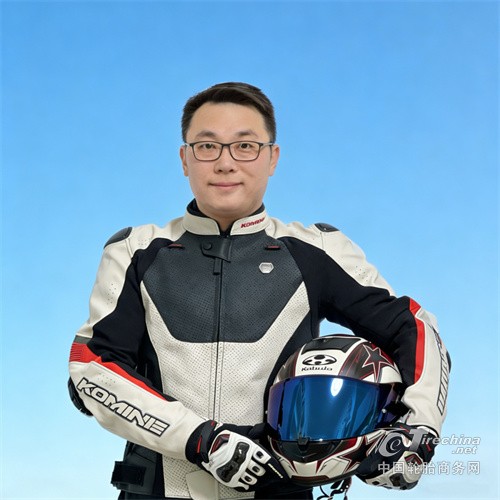 【ApexTire2025】周照受聘APEXTIRE轮胎大选荣誉导师，并担任LUBTOP总评榜荣誉导师