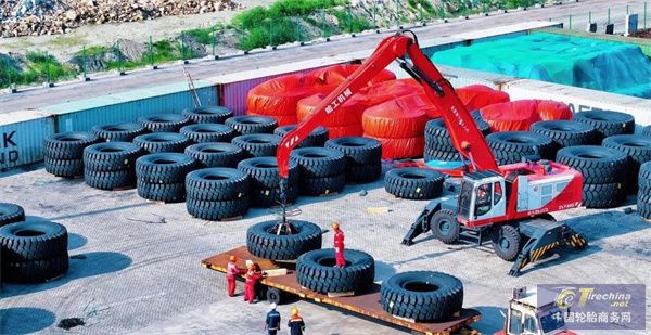 198条巨形轮胎出海，刷新装船记录