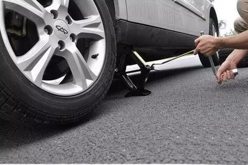 轮胎意外受损怎么办？这些事项需要你注意！