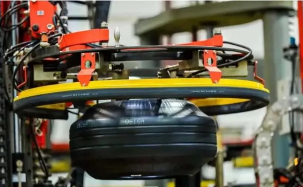 最高达12%！米其林、普利司通领衔，轮胎大年初一开始涨价