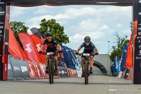 专业级竞赛轮胎护航，正新再夺国际赛事冠军！