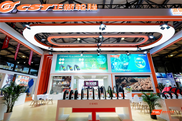 正新轮胎携女子力量车队闪耀2025上海自行车展